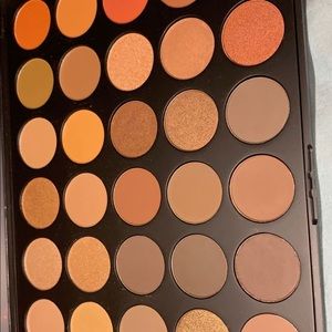 Morphe eye pallet 350! BRAND NEW!!!